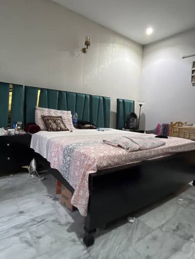 King size bed set