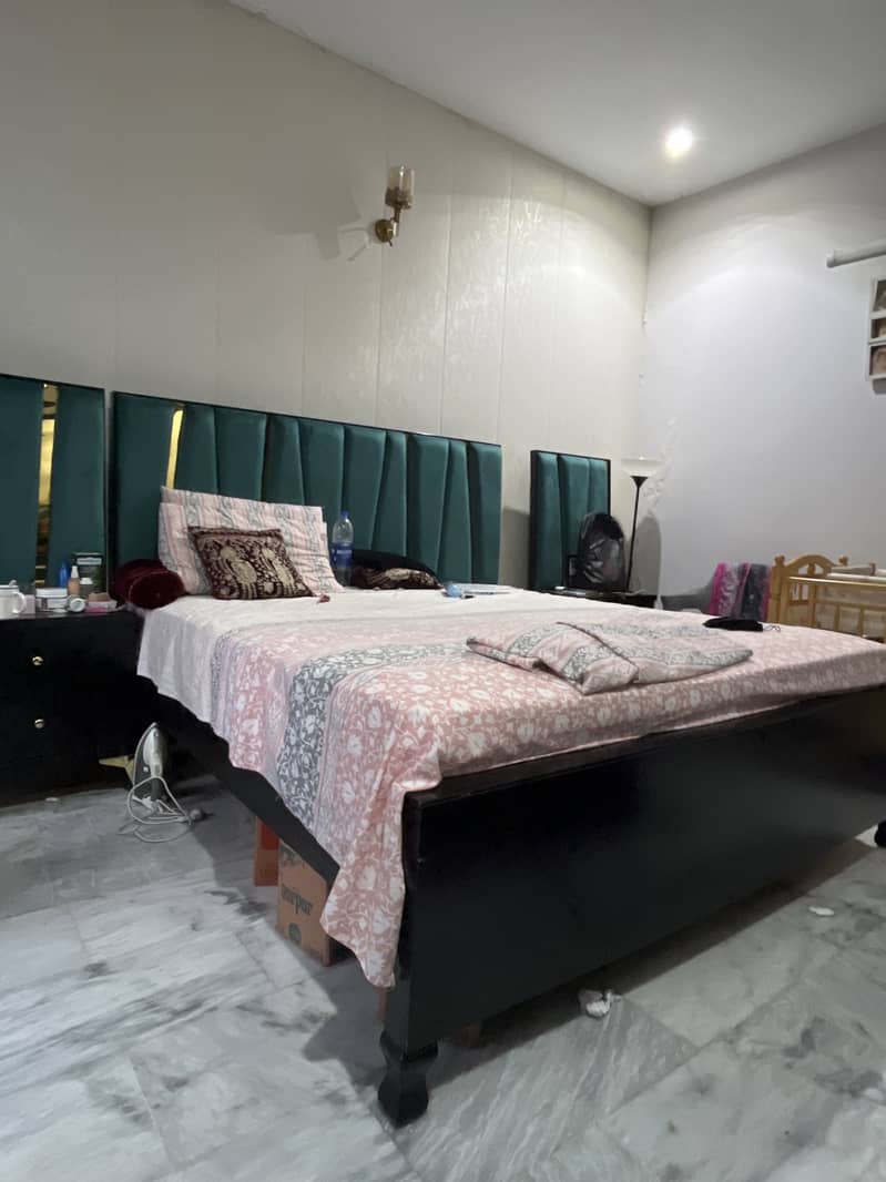King size bed set 0