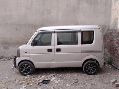 Suzuki Every 2015