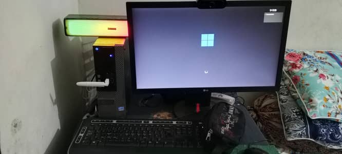 core i5 2bg generation 8gb ram 256gb ssd with 24inch led