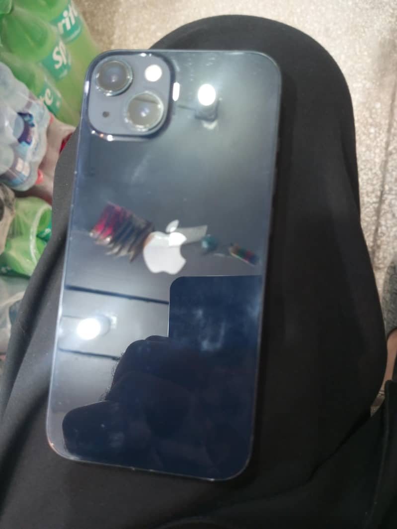 Apple iPhone 13 0