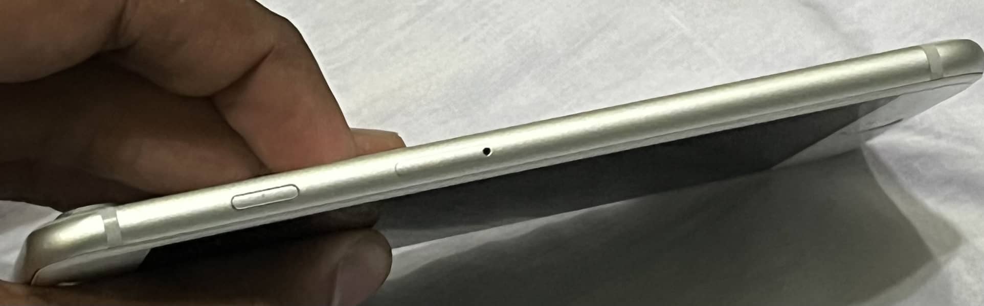 Apple iPhone 7 Plus 1