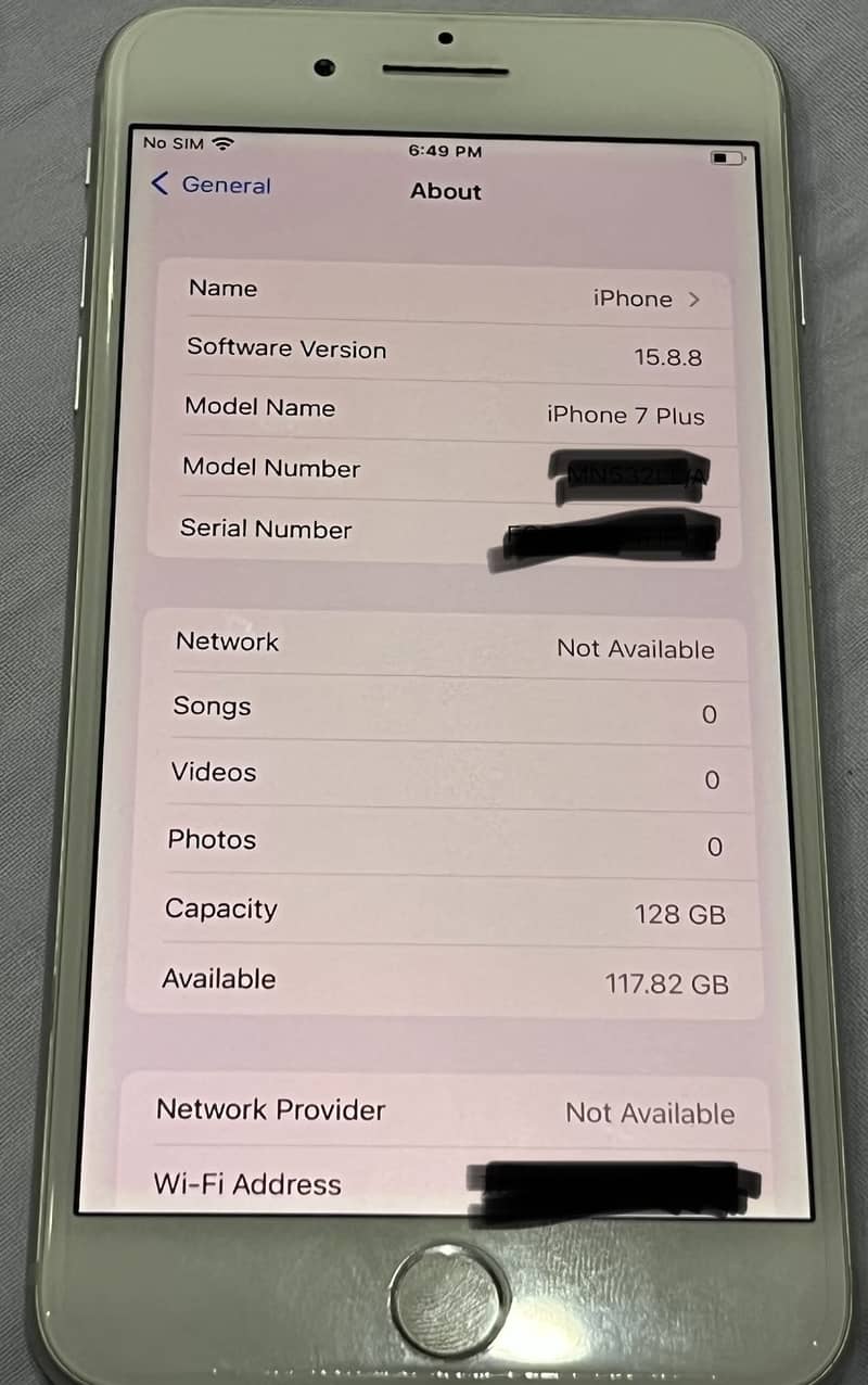 Apple iPhone 7 Plus 6
