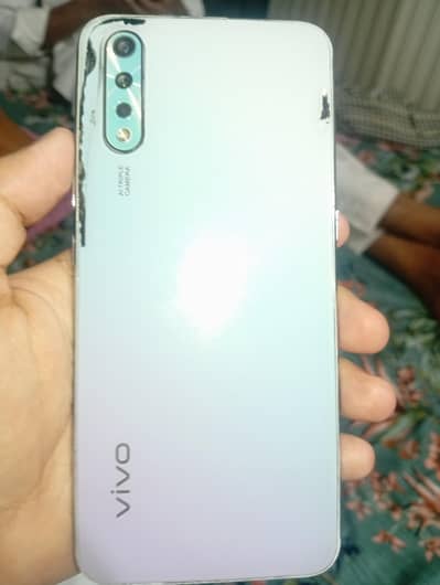 Vivo S1