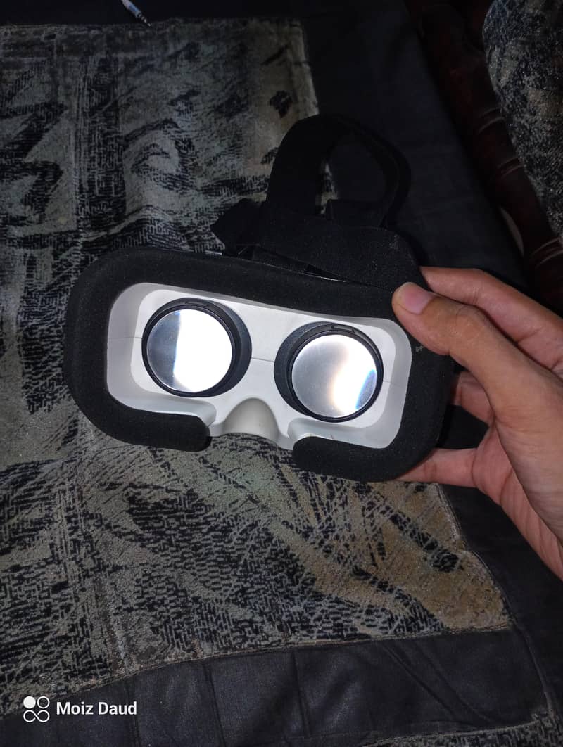 VR Headset 1