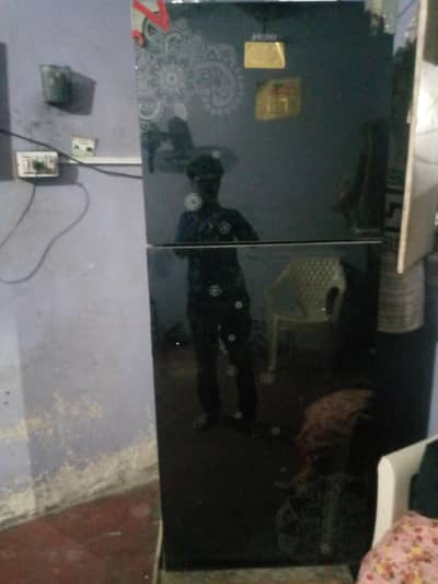 Haier ka fridge hai