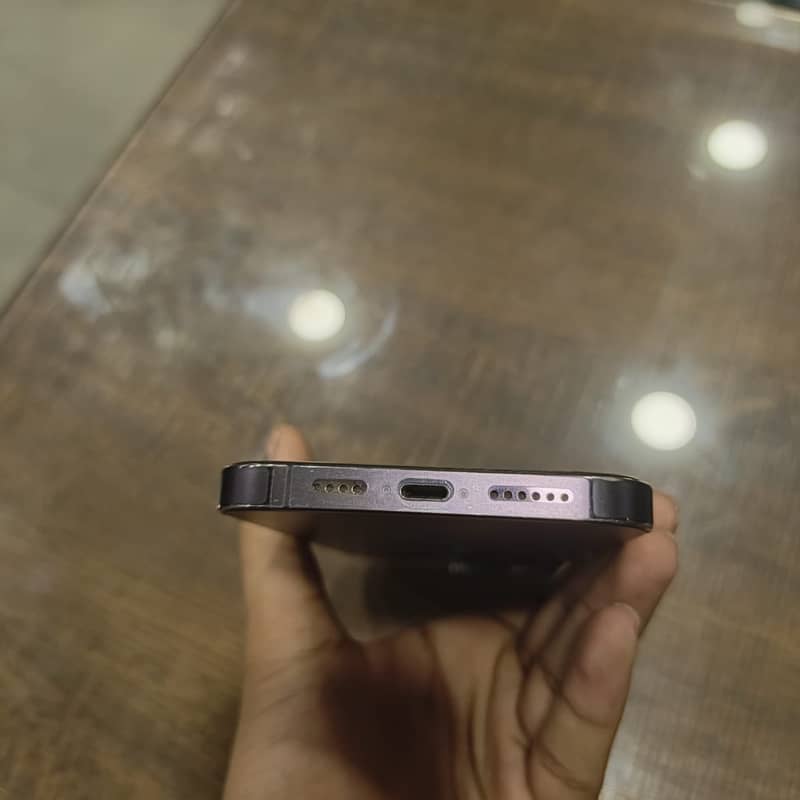 iPhone 14 Pro Max 6