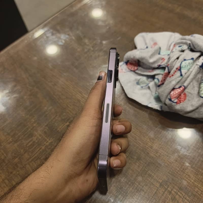 iPhone 14 Pro Max 9