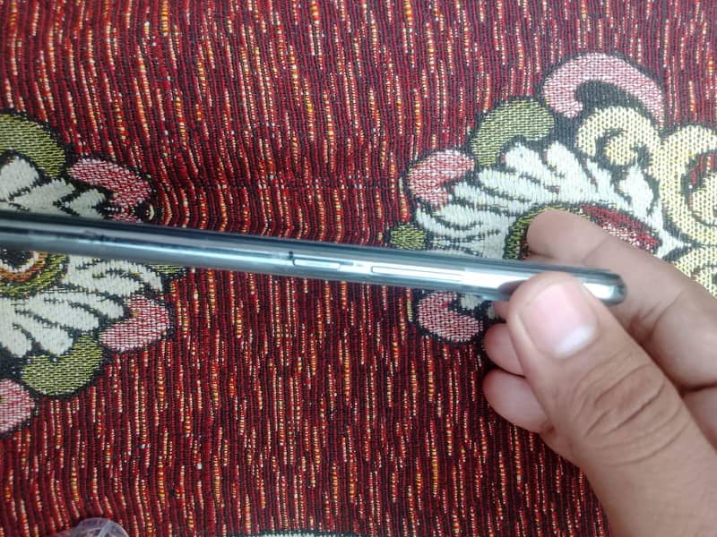 Vivo V21 1