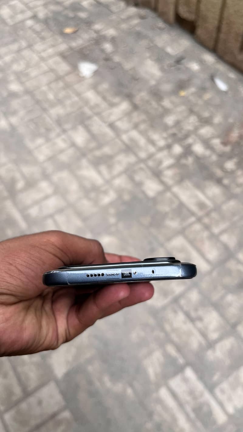 Infinix NOTE EDGE 3