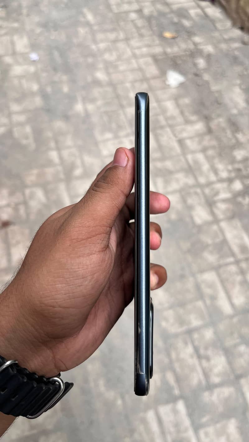 Infinix NOTE EDGE 4