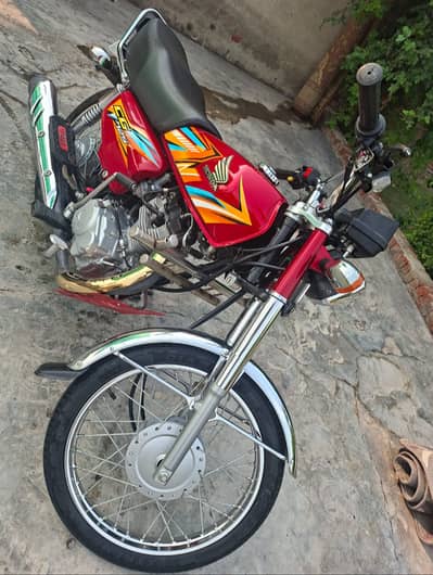 Honda CG 125 model 2026