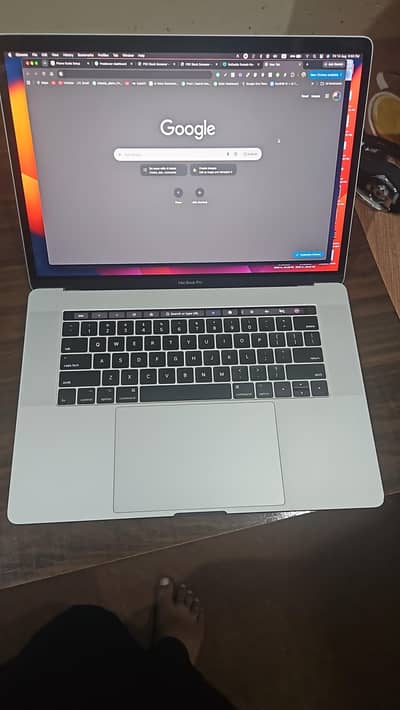 MacBook Pro 16-inch (2017) | Core i7 | 16GB RAM | Radeon Pro 555