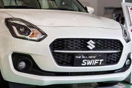 Suzuki Swift GLX CVT 2026 White Top Variant Zero Meter