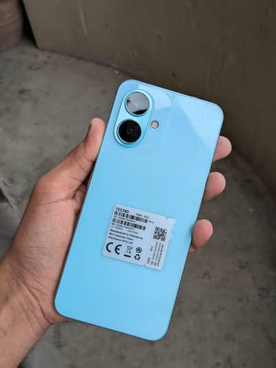 Tecno Spark Go 2