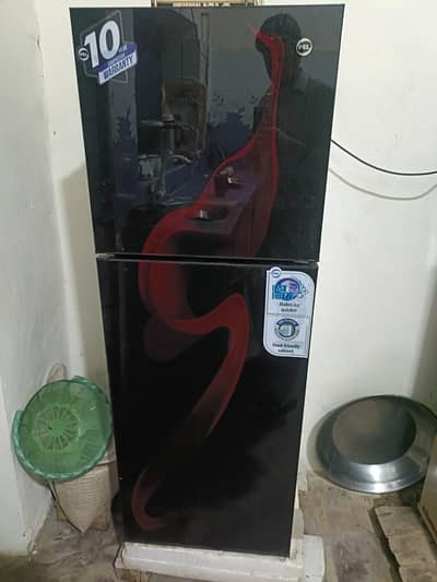 PEL Glass Door Refrigerator Model DA 2200