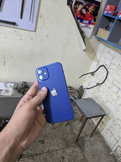 Apple iPhone 12 fu