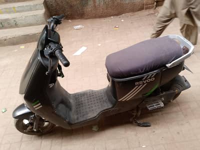 revoo A10