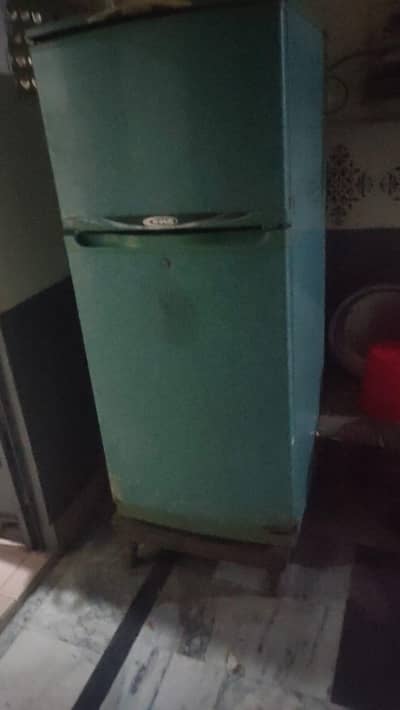 Used fridge large size for sale