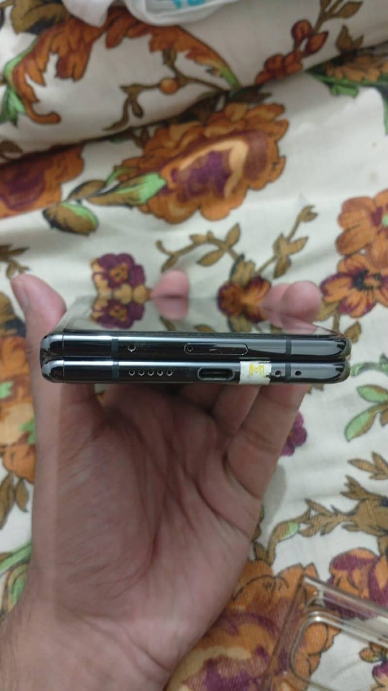 Google Pixel Fold 1