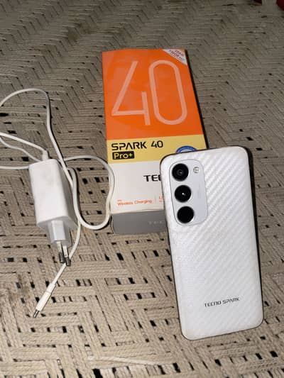 Infinix Hot 40 Pro Water pack