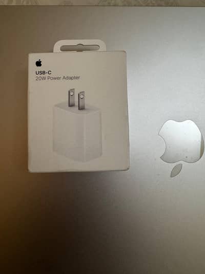 iphone 20 watt adapter from USA with receipt