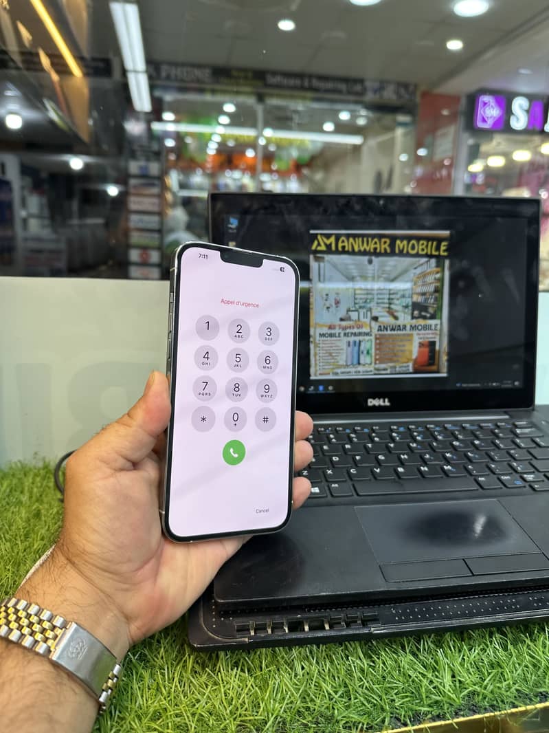 Apple iPhone 13 Pro Max 3