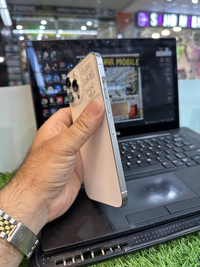 Apple iPhone 13 Pro Max 5