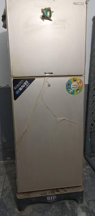 Refrigerator For Sale