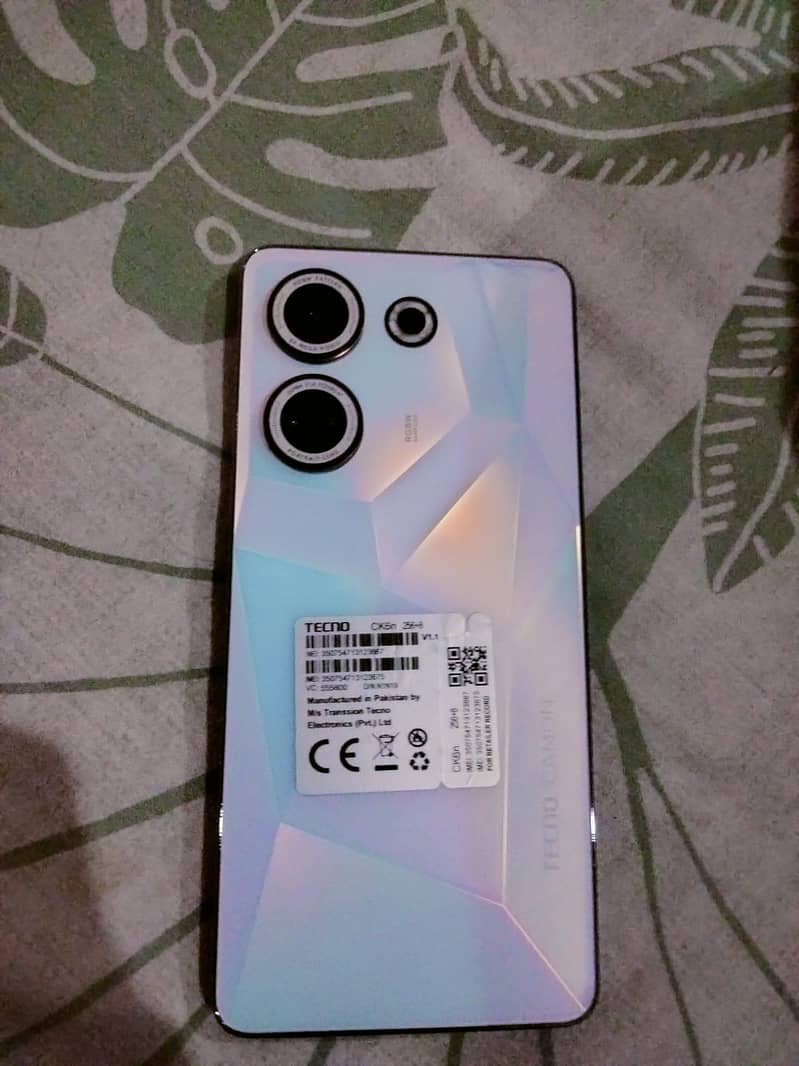 Tecno CAMON 20 2