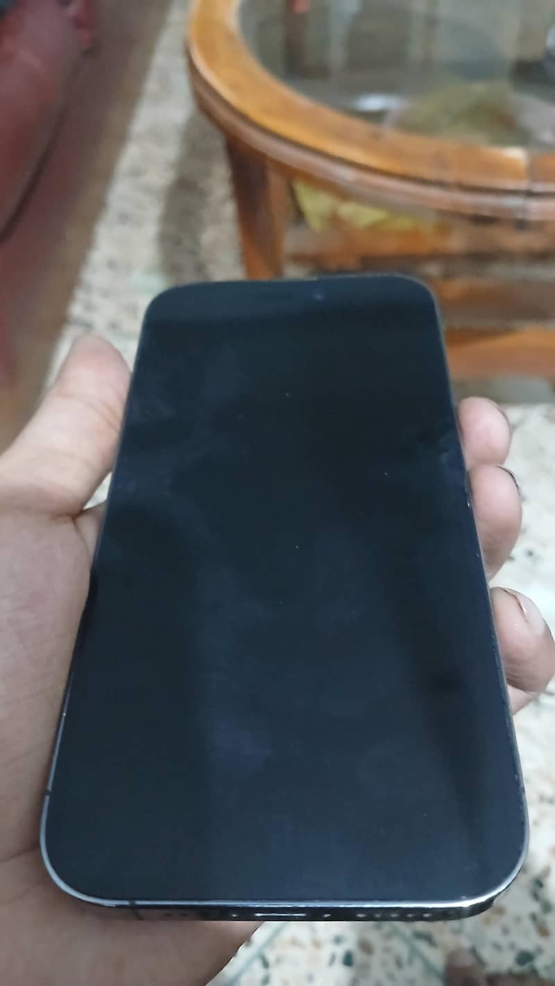 Apple iPhone 14 Pro 3