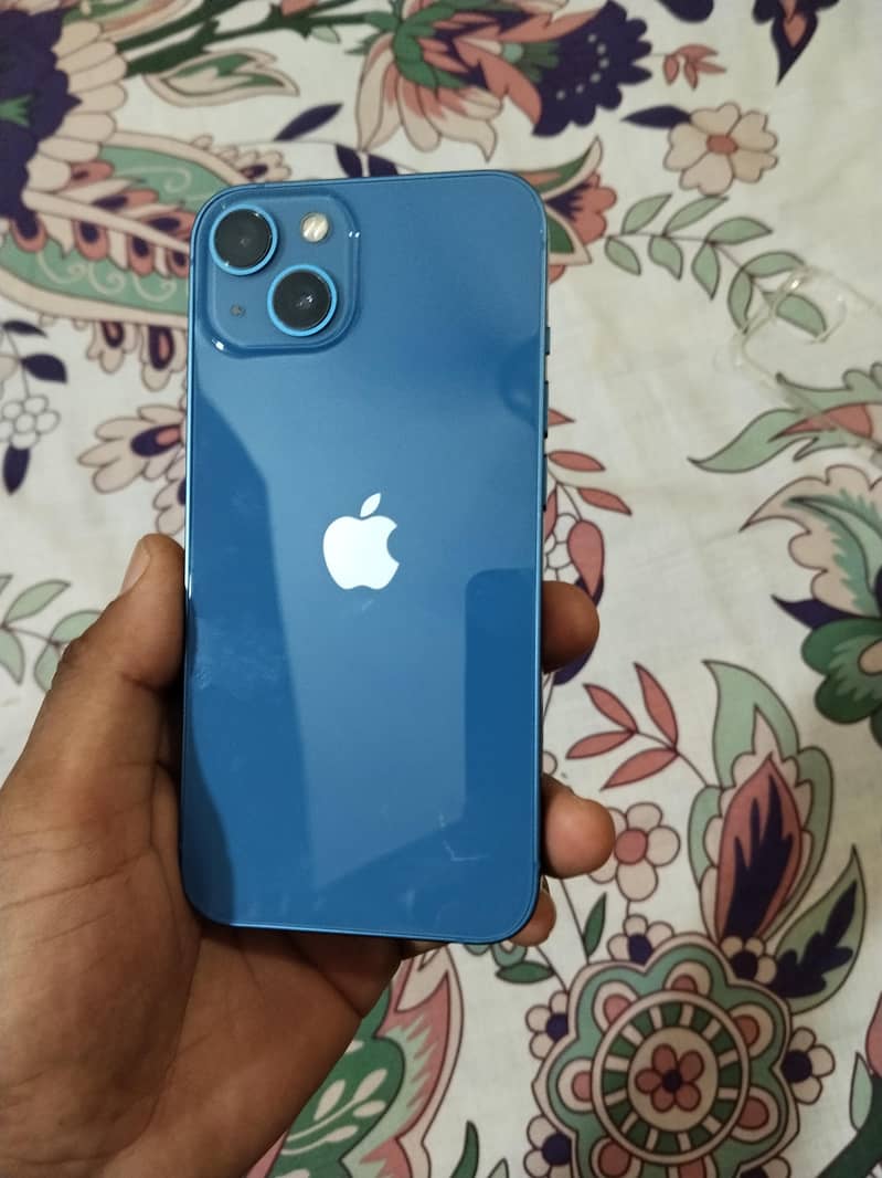 Apple iPhone 13 1