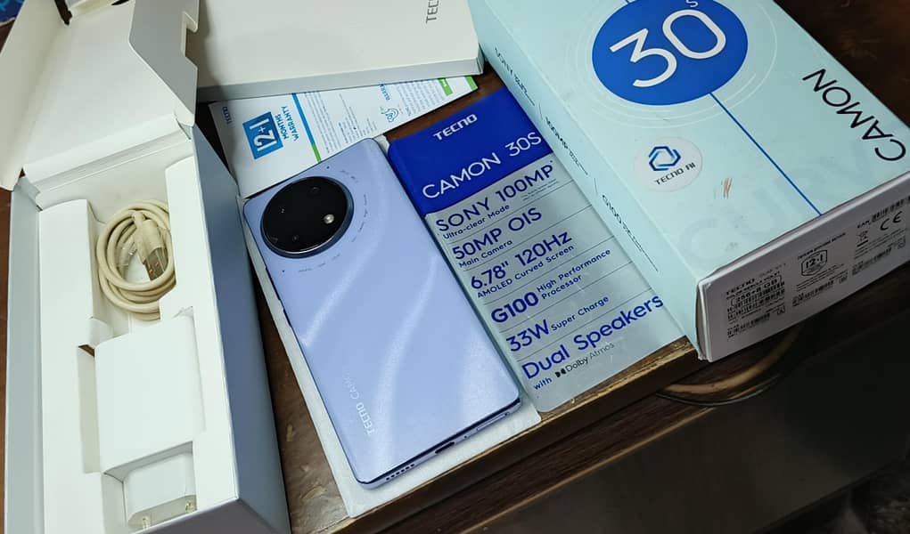 Tecno CAMON 30S 1