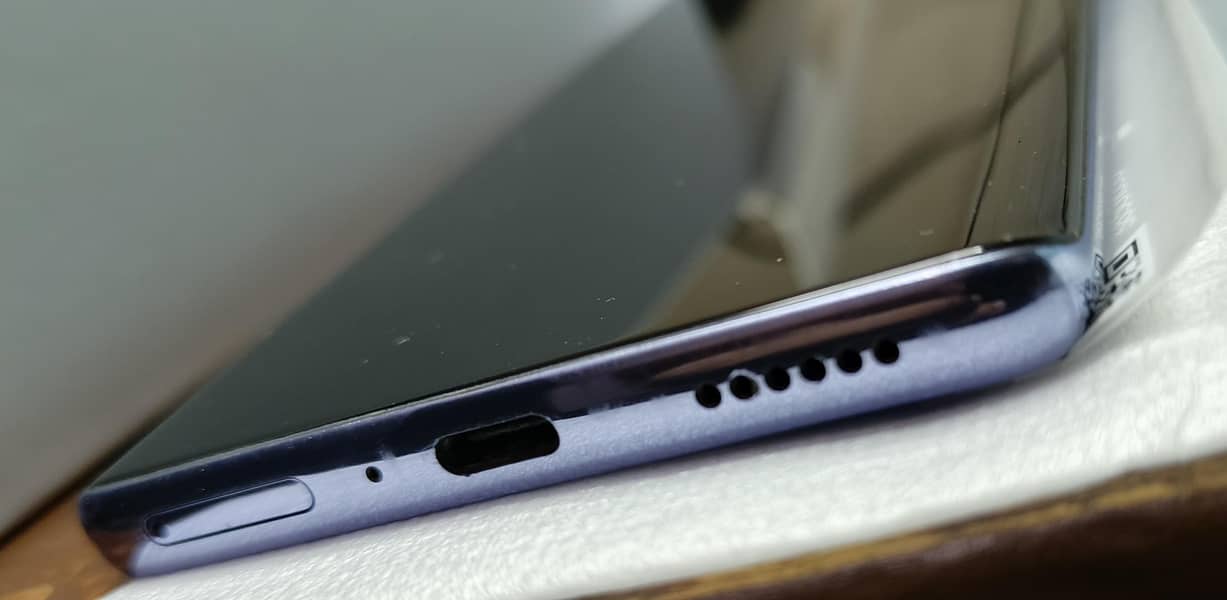 Tecno CAMON 30S 3