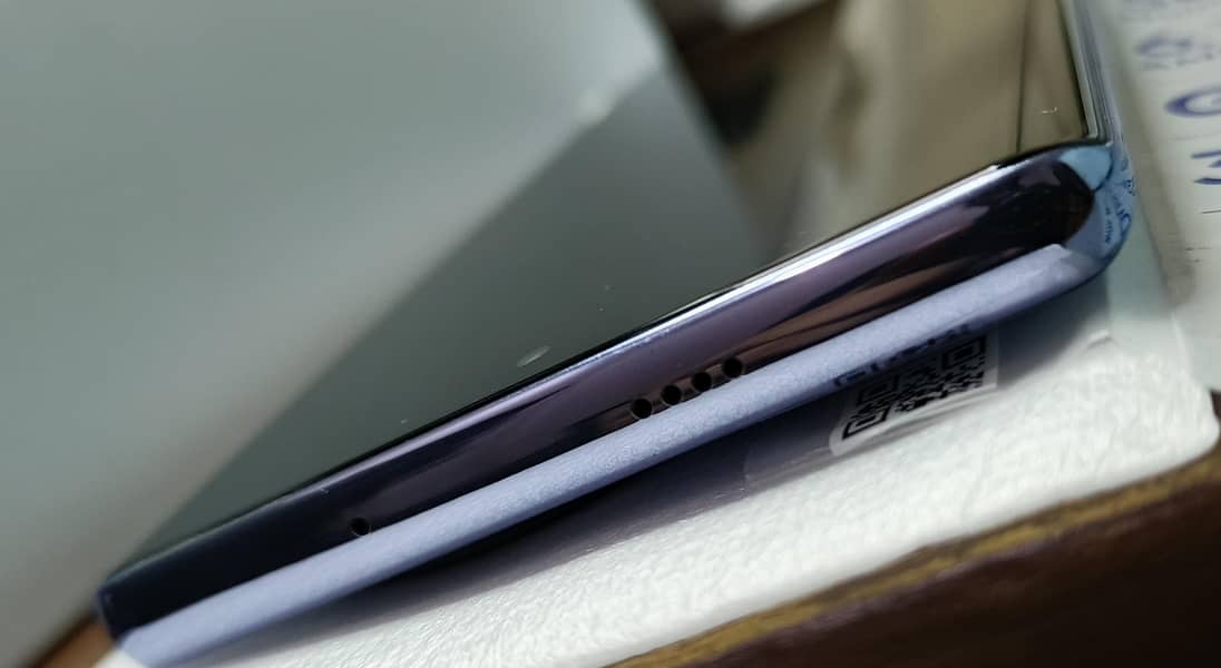 Tecno CAMON 30S 4