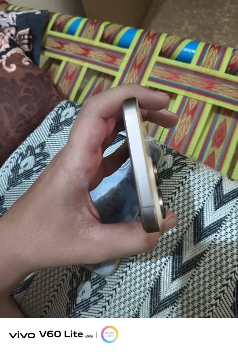 Apple iPhone 16 Pro Max 3
