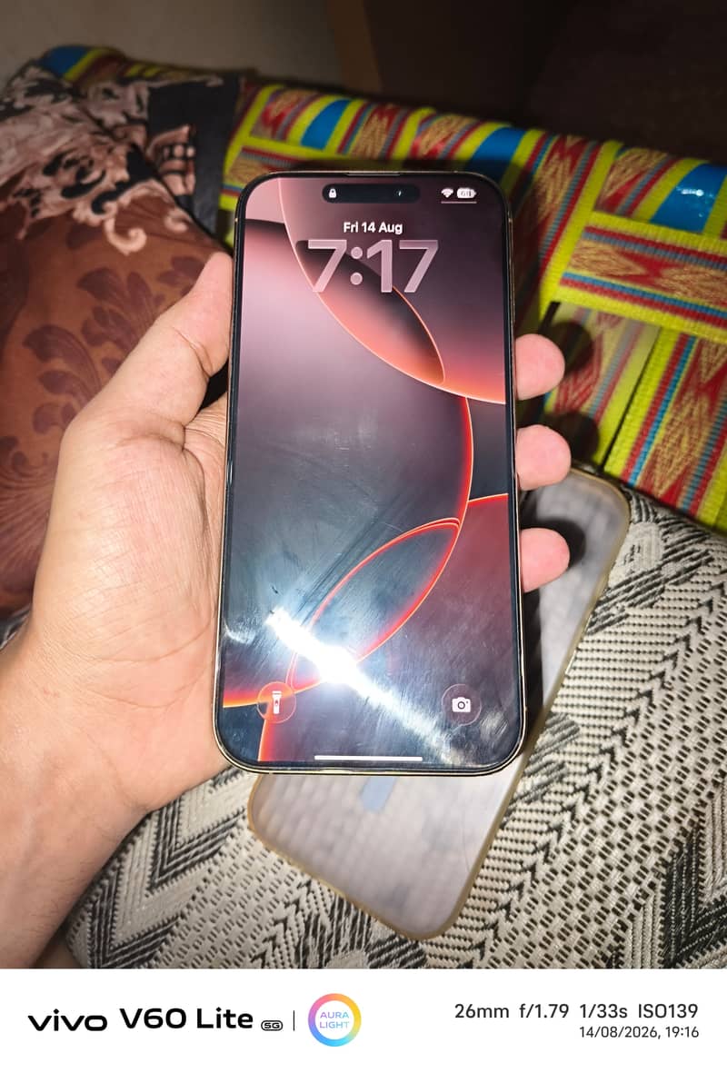 Apple iPhone 16 Pro Max 7