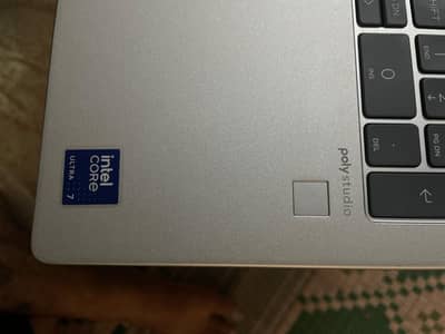 HP ULTRA 7  pro book