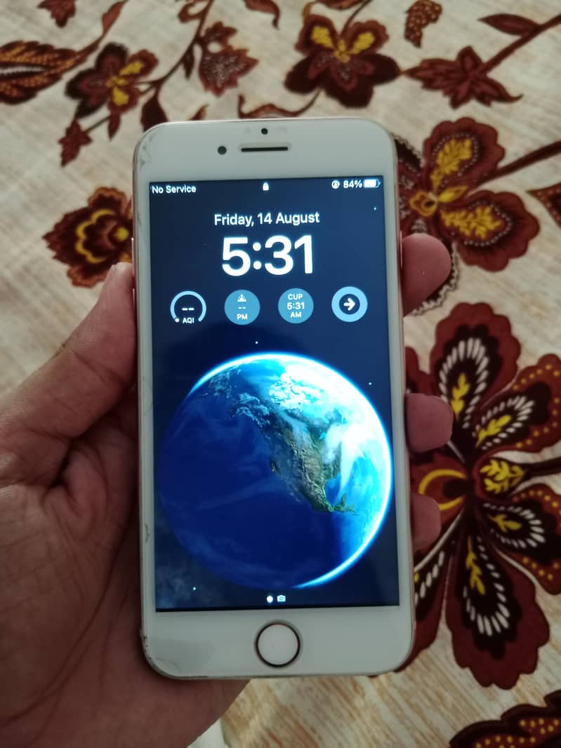 Apple iPhone 8 4