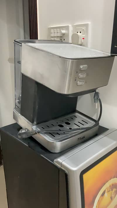 Solac CE4481 Espresso Coffee Maker – 20 Bar