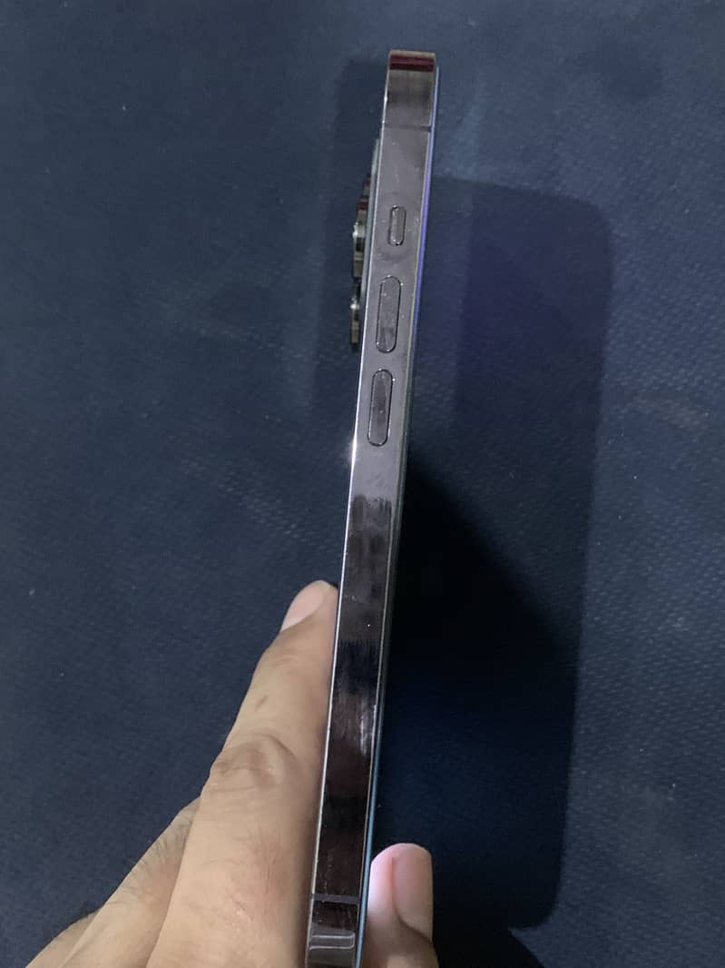 iPhone 14 Pro 3