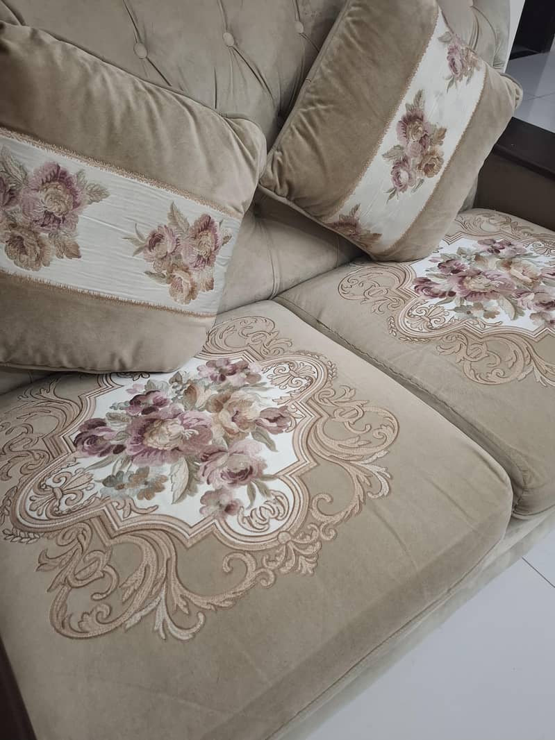 sofa and table set 6
