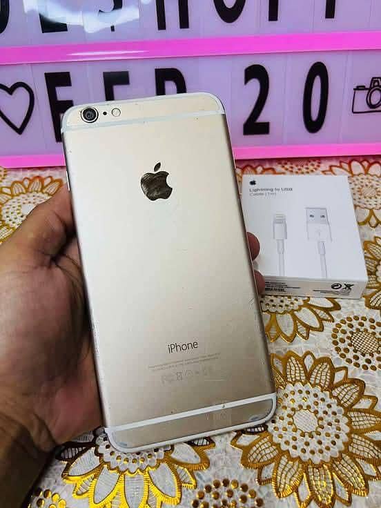 Apple iPhone 6S Plus 2