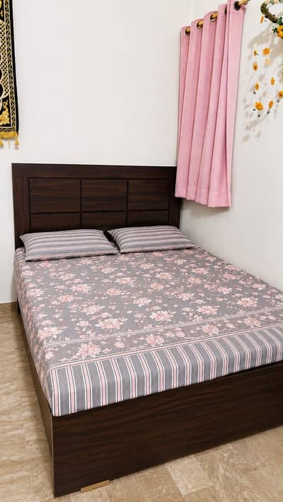 Bedroom set