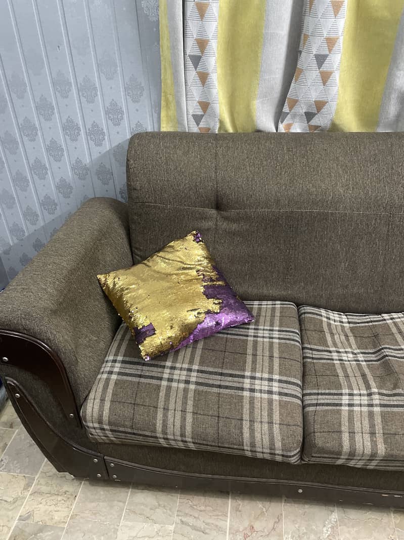 SOFA SET FOR SELL 3