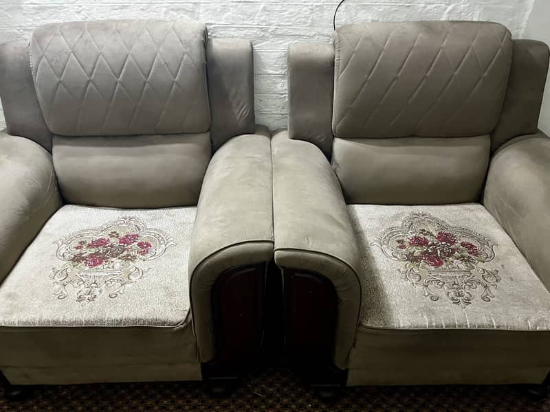 5 seater Sofa set 3
