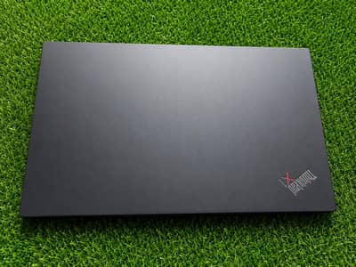 Lenovo ThinkPad X1 Carbon 7th Gen | Core i7 10th Gen | 16GB | 512GB