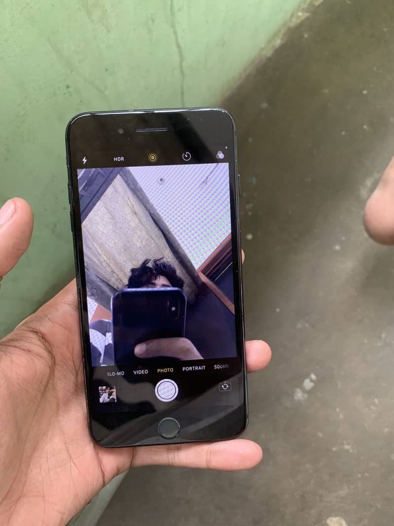 Apple iPhone 7 Plus 4