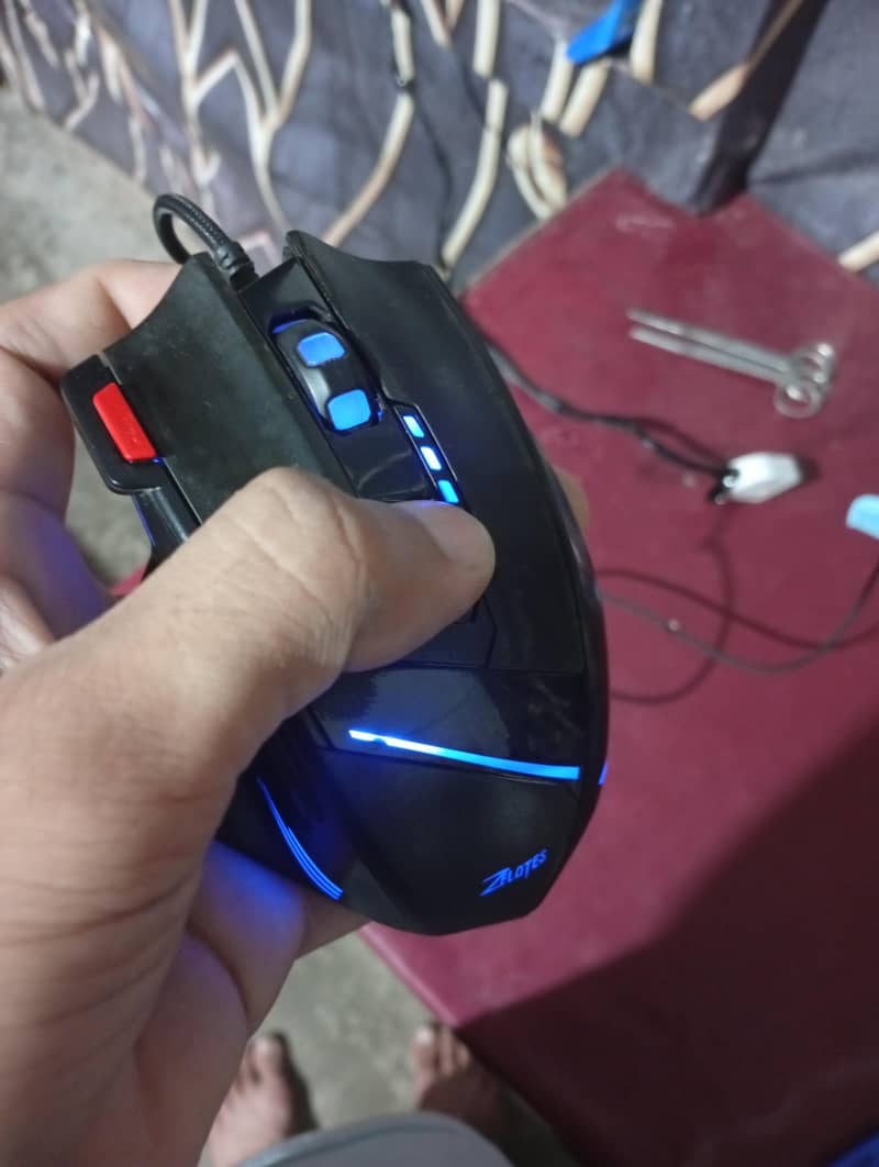 2 gaming mouse 3