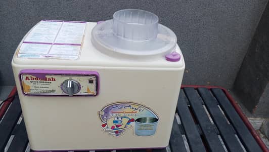 Quick Kneader (Ata Ghondhnay wali Machine)